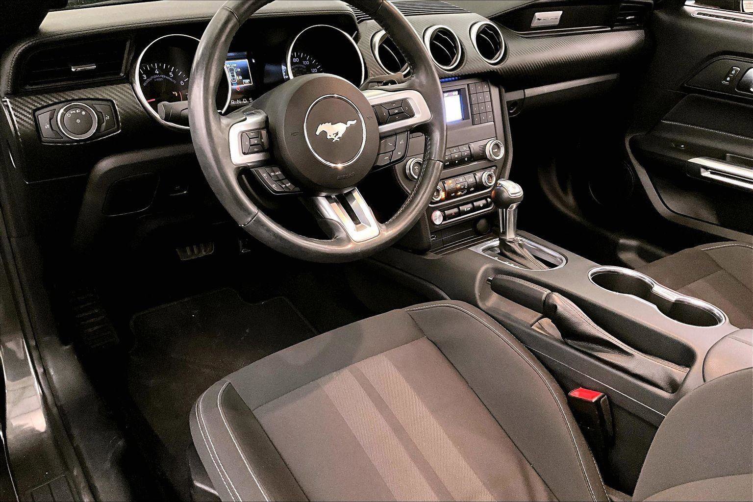 Certified 2019 Ford Mustang Convertible image 12