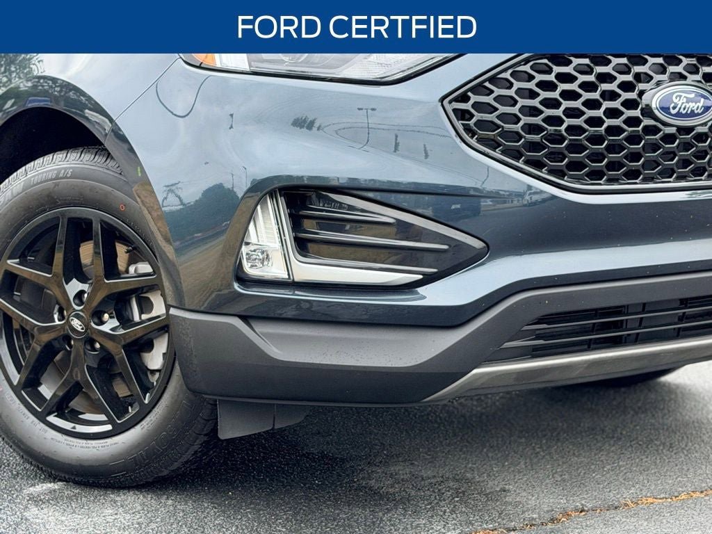 Certified 2023 Ford Edge SEL w/ Convenience Package AWD/4WD image 3