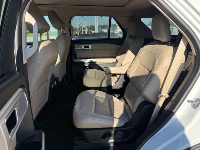 Certified 2021 Ford Explorer Limited w/ Equipment Group 301A AWD/4WD image 14