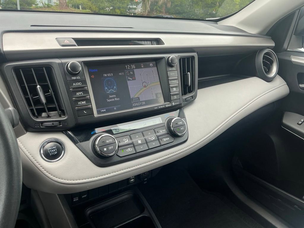 Used 2017 Toyota RAV4 XLE FWD image 27