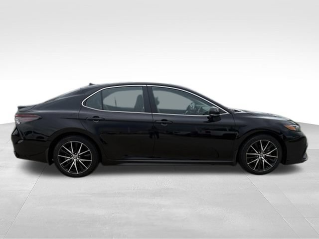 Used 2024 Toyota Camry SE AWD/4WD image 21