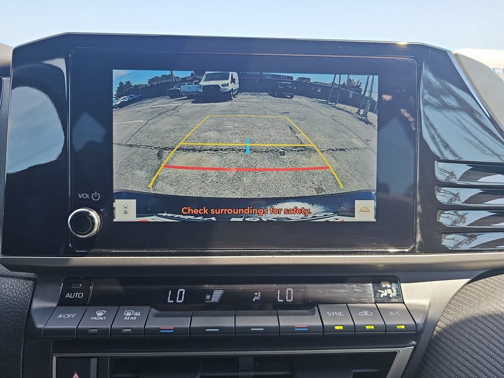 Used 2025 Toyota Camry SE FWD image 21