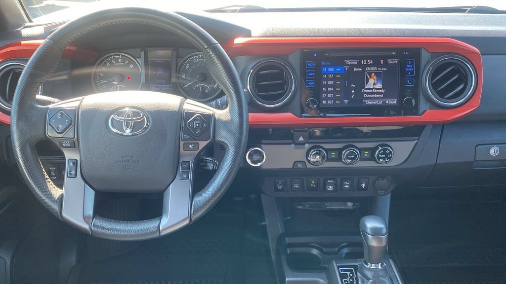 Used 2018 Toyota Tacoma TRD Sport w/ Technology Package RWD image 21