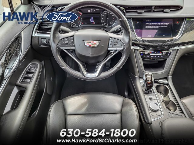 Used 2021 Cadillac XT6 Premium Luxury image 14