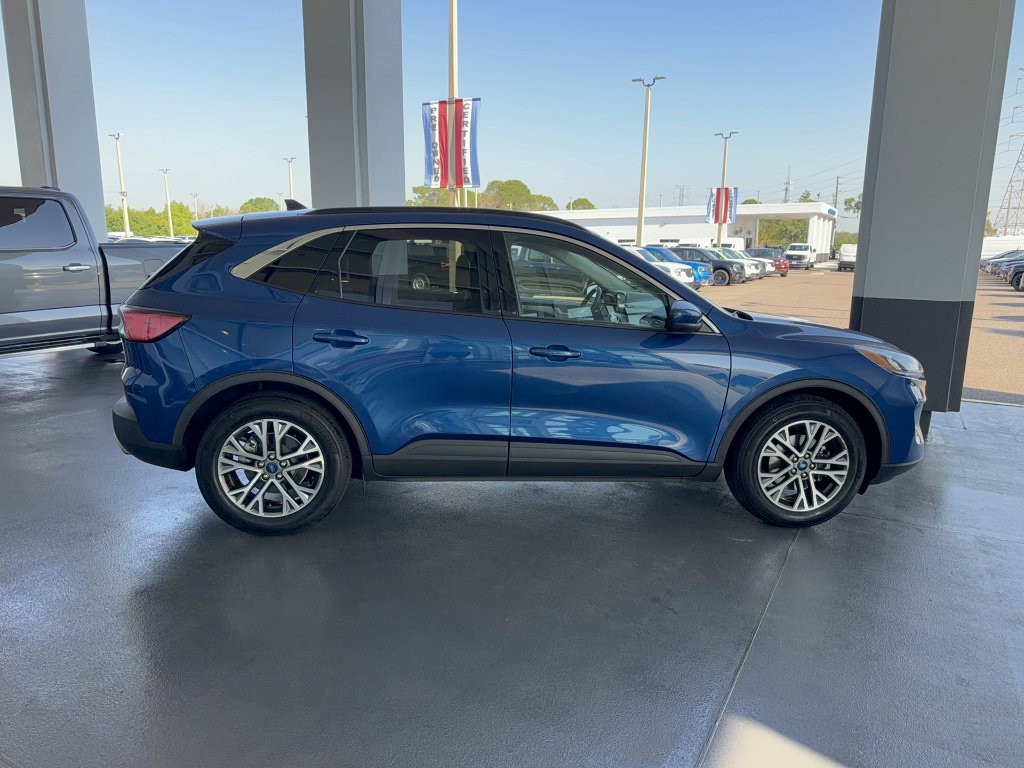Certified 2022 Ford Escape SEL image 5
