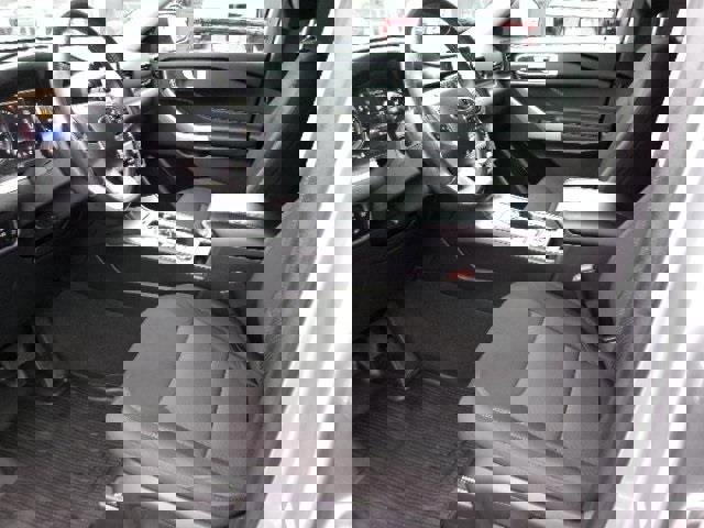 Certified 2023 Ford Explorer XLT w/ Class IV Trailer Tow Package image 8