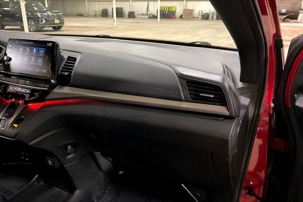 Used 2025 Honda Odyssey Sport-L image 15