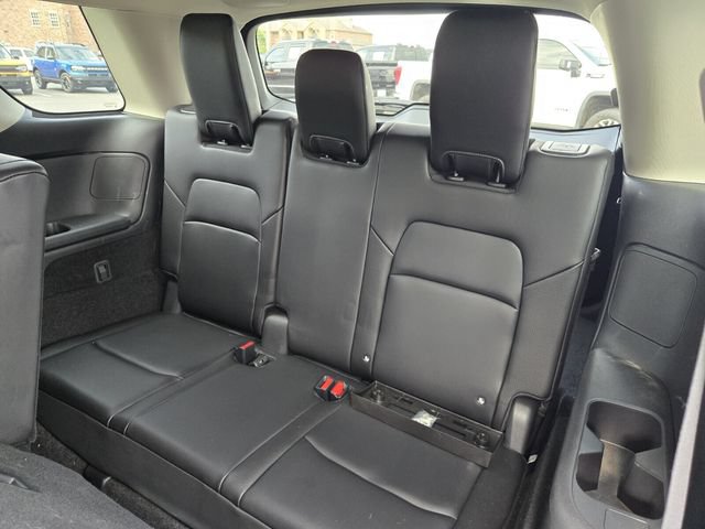 Used 2024 Nissan Pathfinder SL AWD/4WD image 12