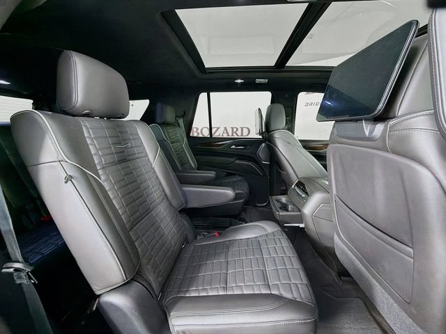 Used 2021 Cadillac Escalade Sport Platinum AWD/4WD image 35