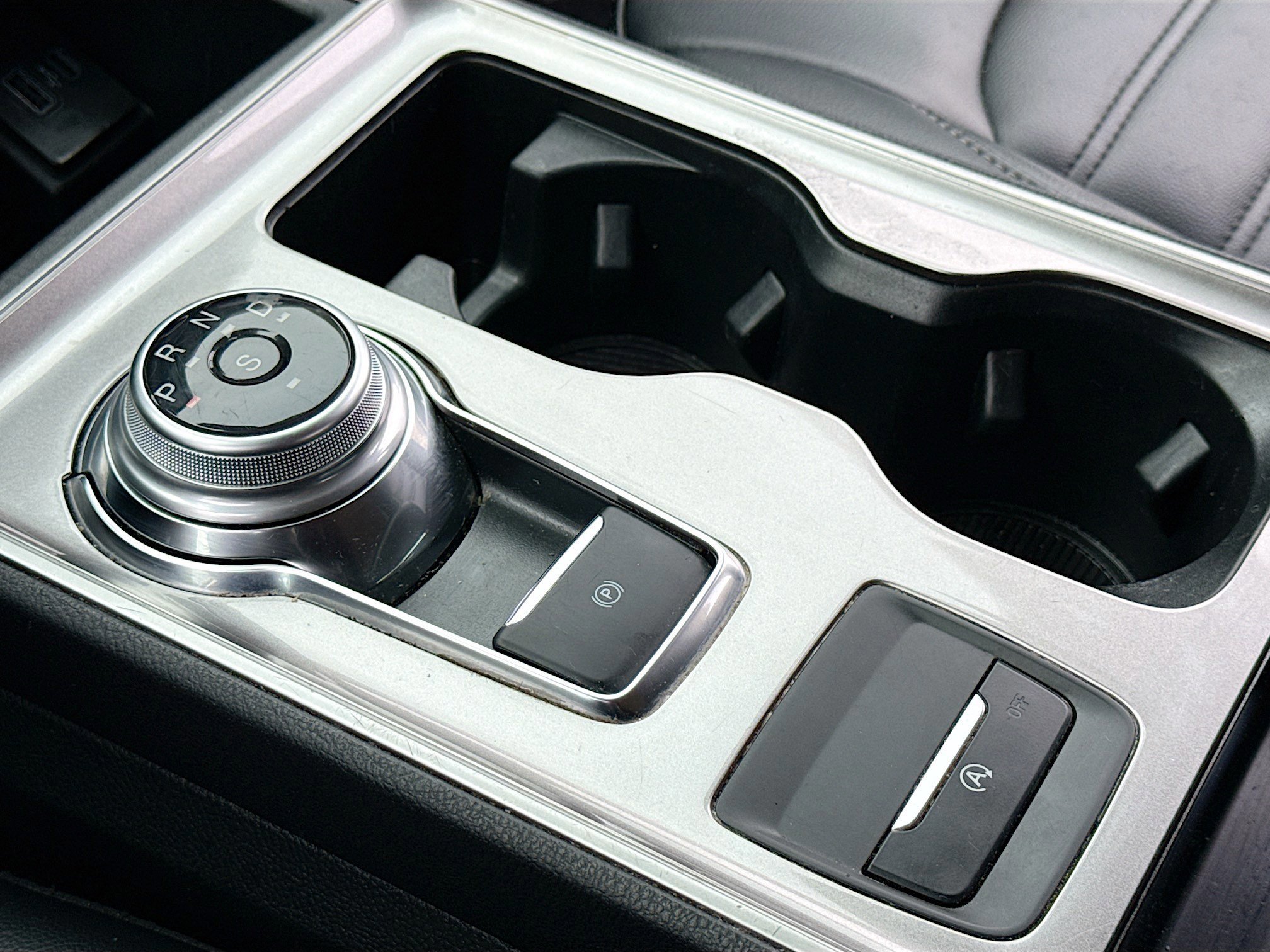 Certified 2024 Ford Edge SEL image 15