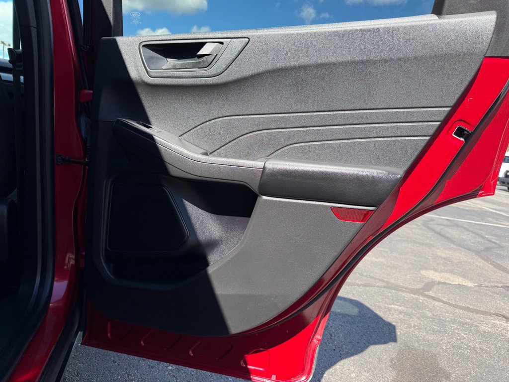 Certified 2023 Ford Escape Active AWD/4WD image 25