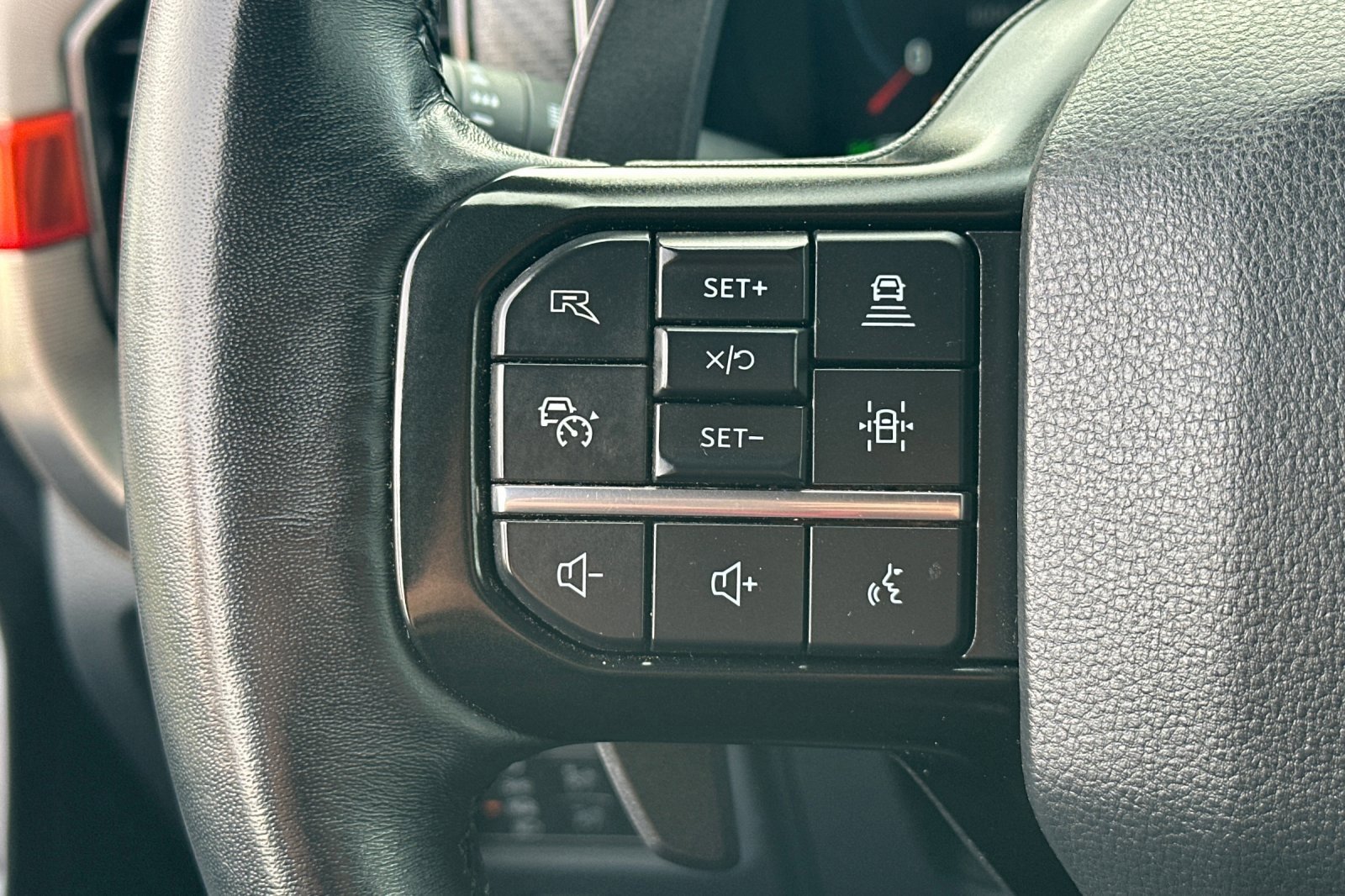 Certified 2022 Ford F150 Raptor w/ Equipment Group 801A High image 35