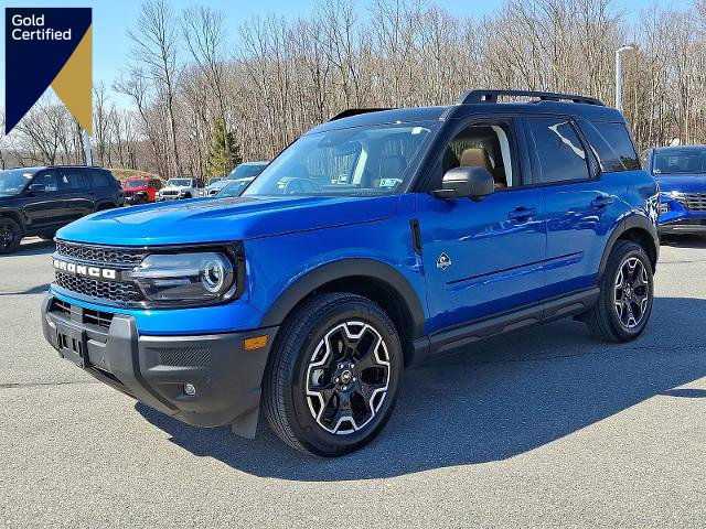 Certified 2025 Ford Bronco Sport Outer Banks w/ Outer Banks Tech Package+ AWD/4WD image 1