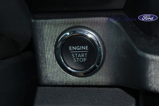 Certified 2025 Ford F250 Platinum w/ FX4 Off-Road Package image 23