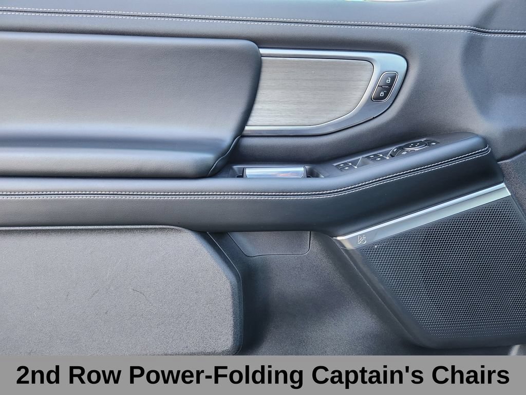 Certified 2025 Ford Expedition Platinum AWD/4WD image 8