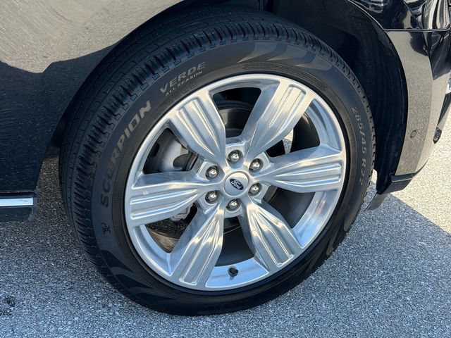 Certified 2024 Ford Expedition Platinum AWD/4WD image 9
