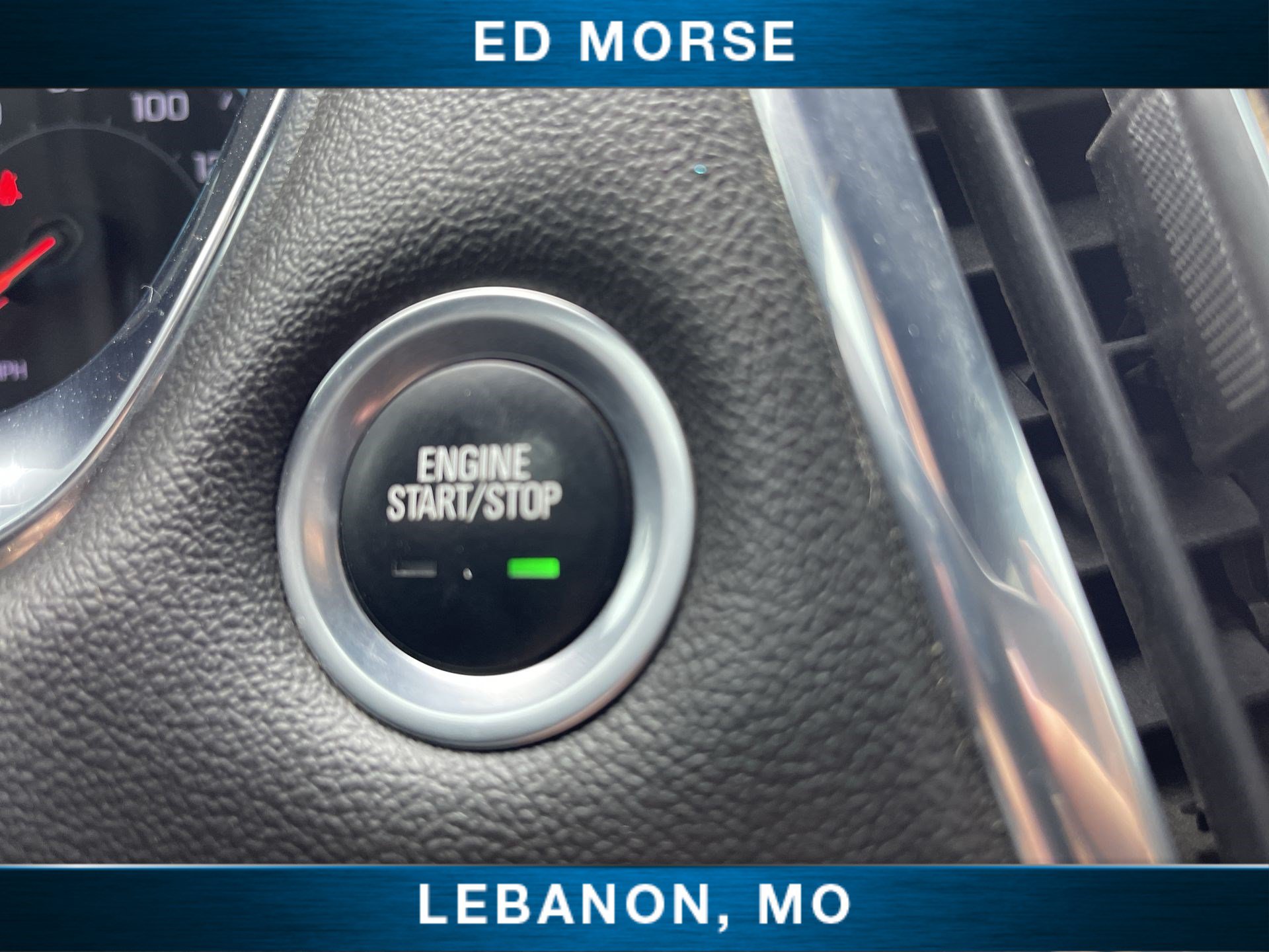 Used 2023 Chevrolet Traverse RS AWD/4WD image 16