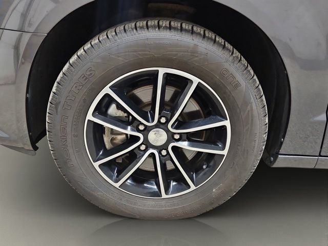 Used 2019 Dodge Grand Caravan GT FWD image 25
