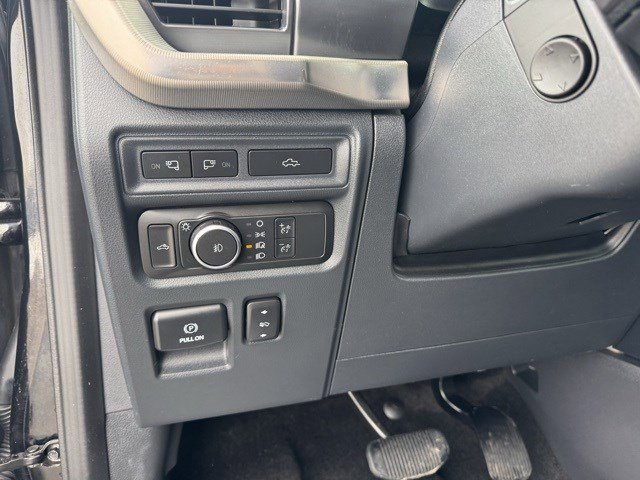 Certified 2022 Ford F150 Raptor w/ Equipment Group 801A High image 17