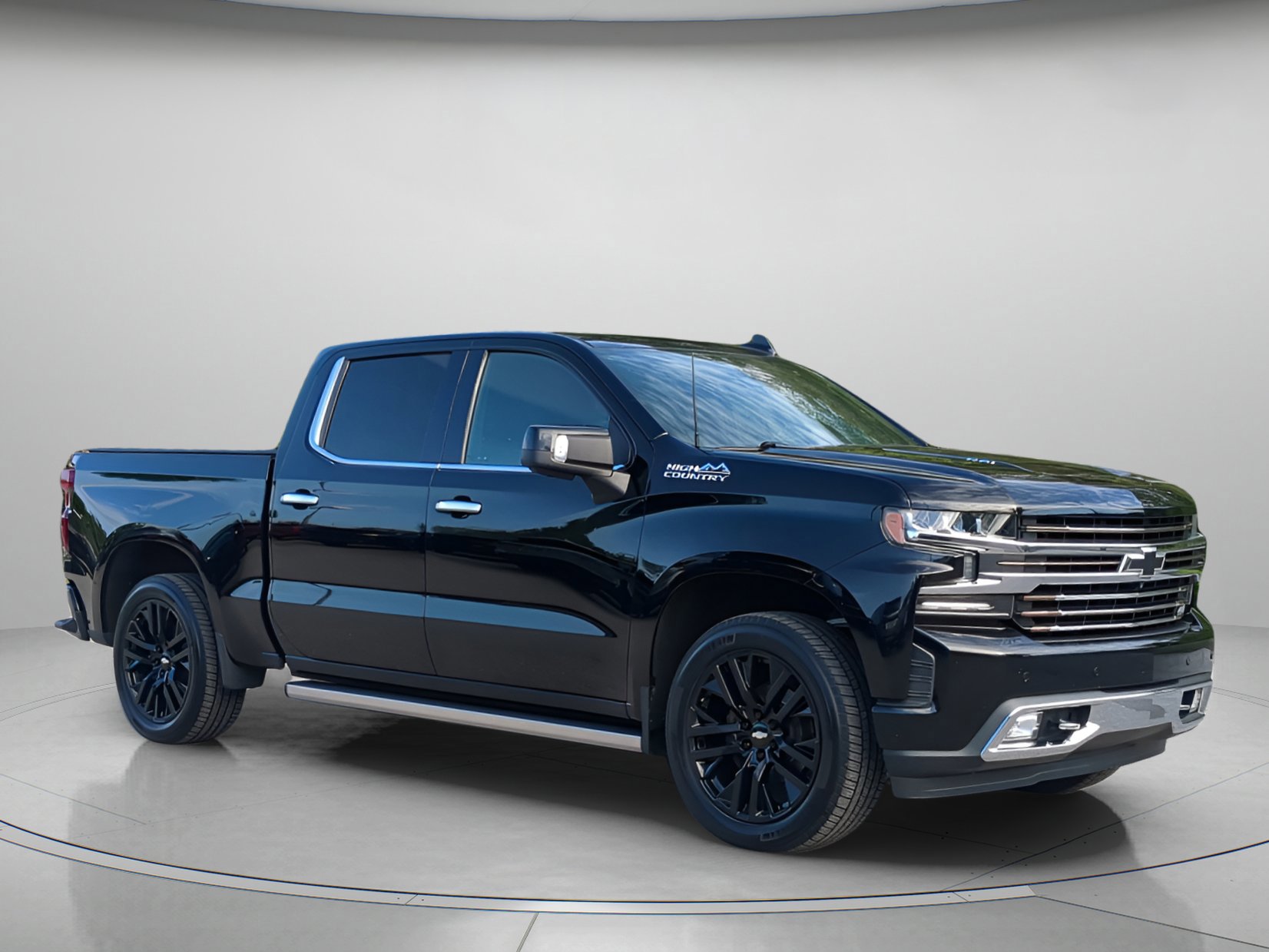 Used 2019 Chevrolet Silverado 1500 High Country w/ Technology Package image 37