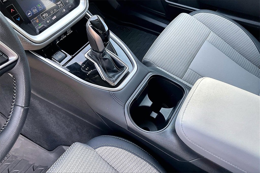 Used 2025 Subaru Outback Premium w/ Popular Package #1A image 15