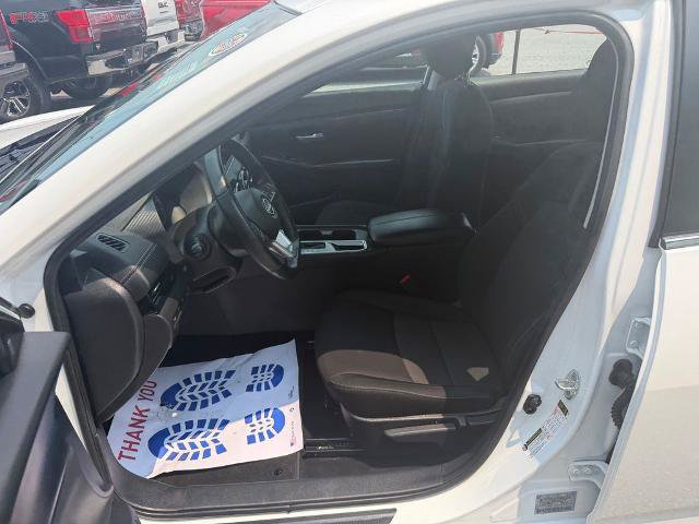 Used 2024 Nissan Sentra SV w/ All-Weather Package FWD image 11