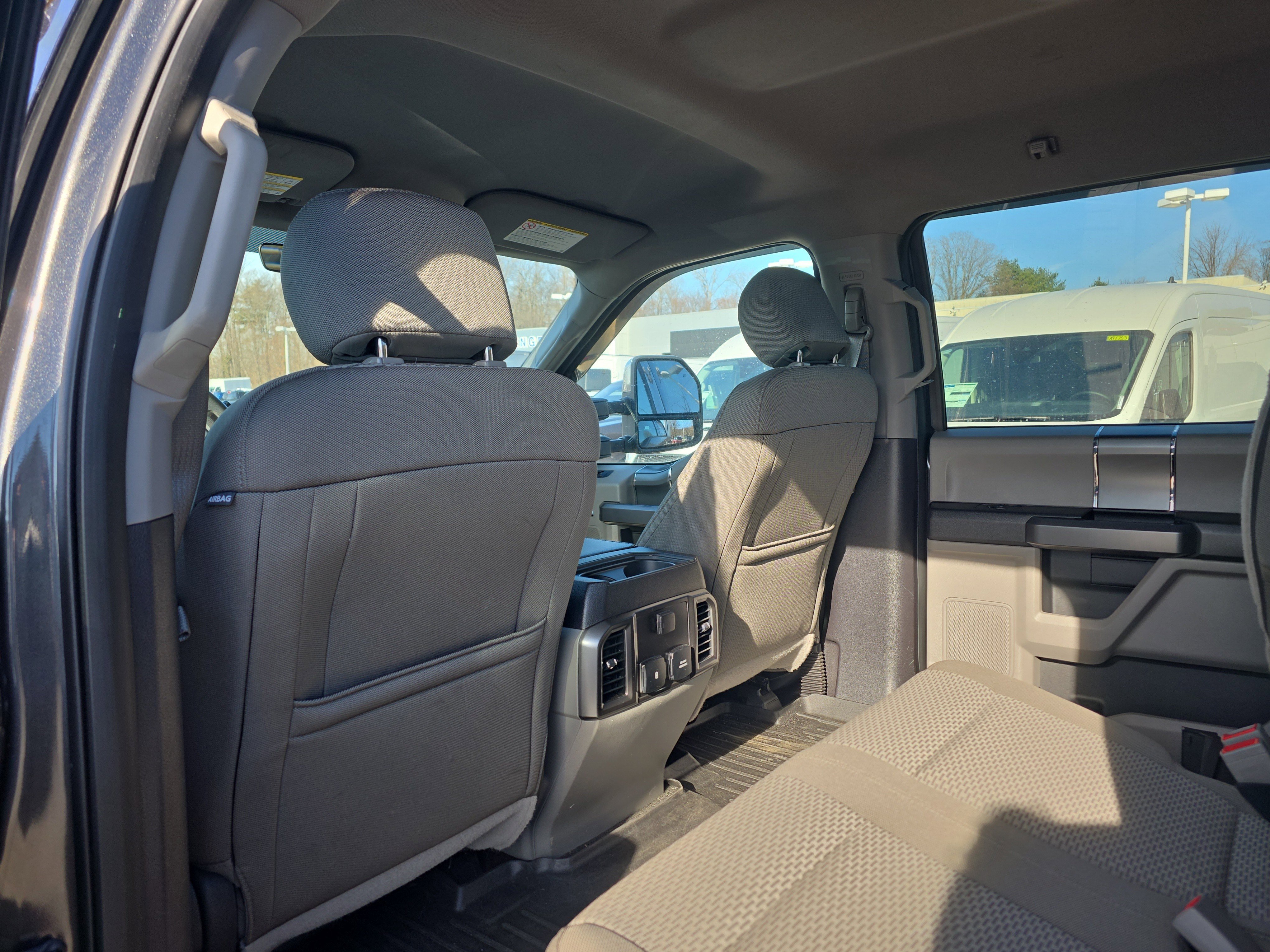 Certified 2018 Ford F250 XLT w/ XLT Premium Package image 23