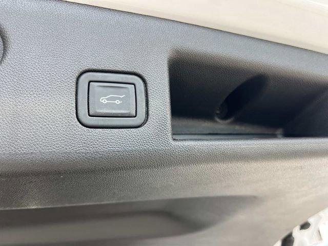 Used 2024 Chevrolet Equinox LT AWD/4WD image 16