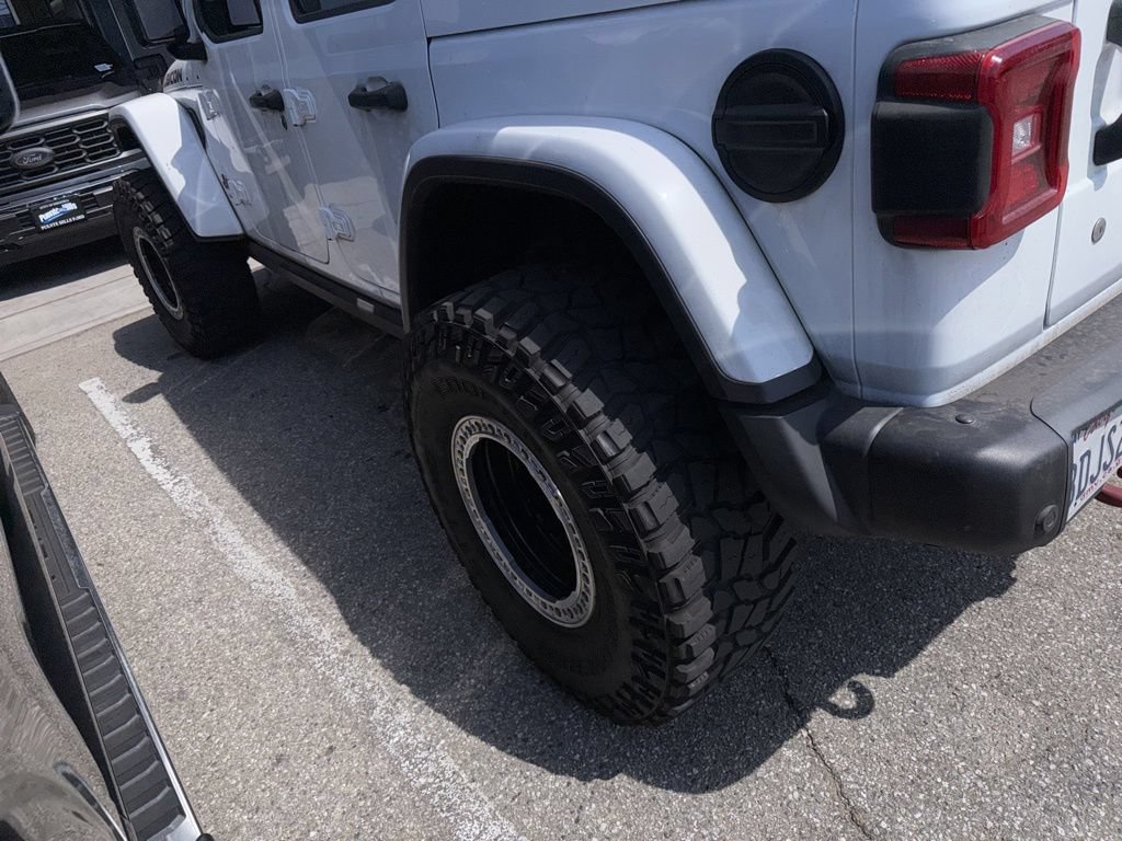 Used 2018 Jeep Wrangler Unlimited Rubicon AWD/4WD image 8