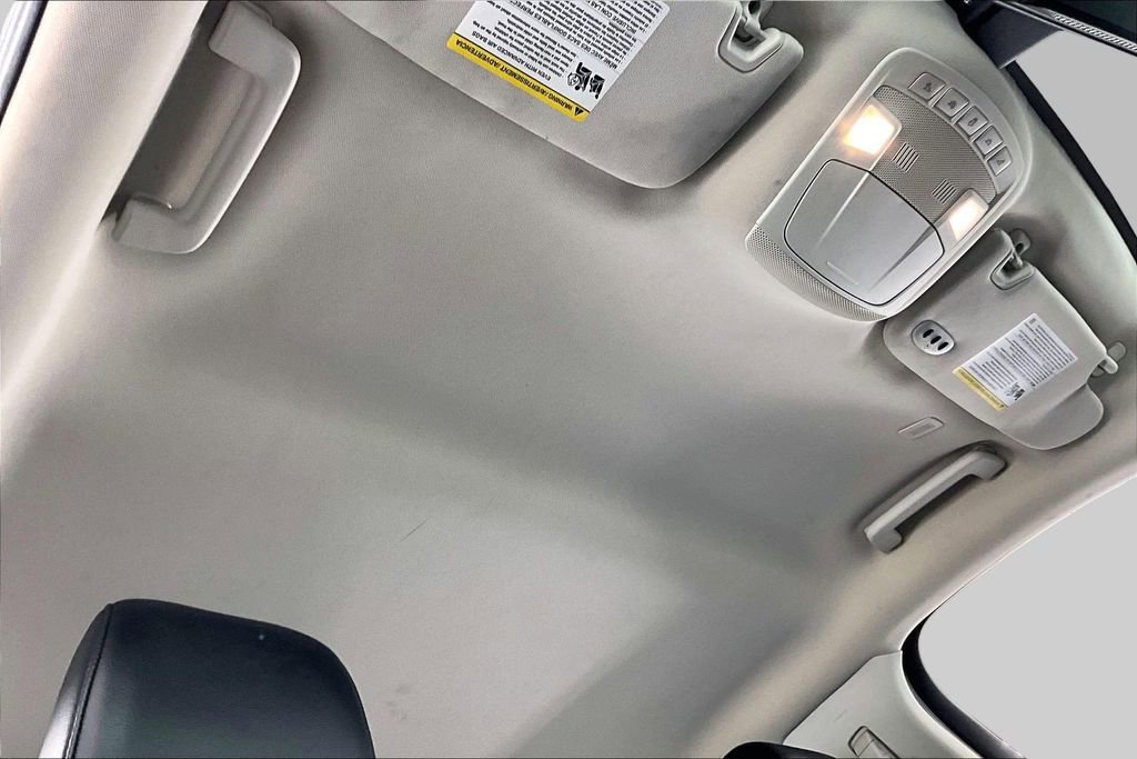 Certified 2022 Ford Edge Titanium AWD/4WD image 22