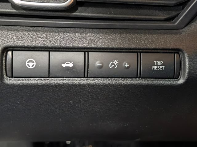 Used 2024 Nissan Altima 2.5 SV w/ SV Premium Package FWD image 14