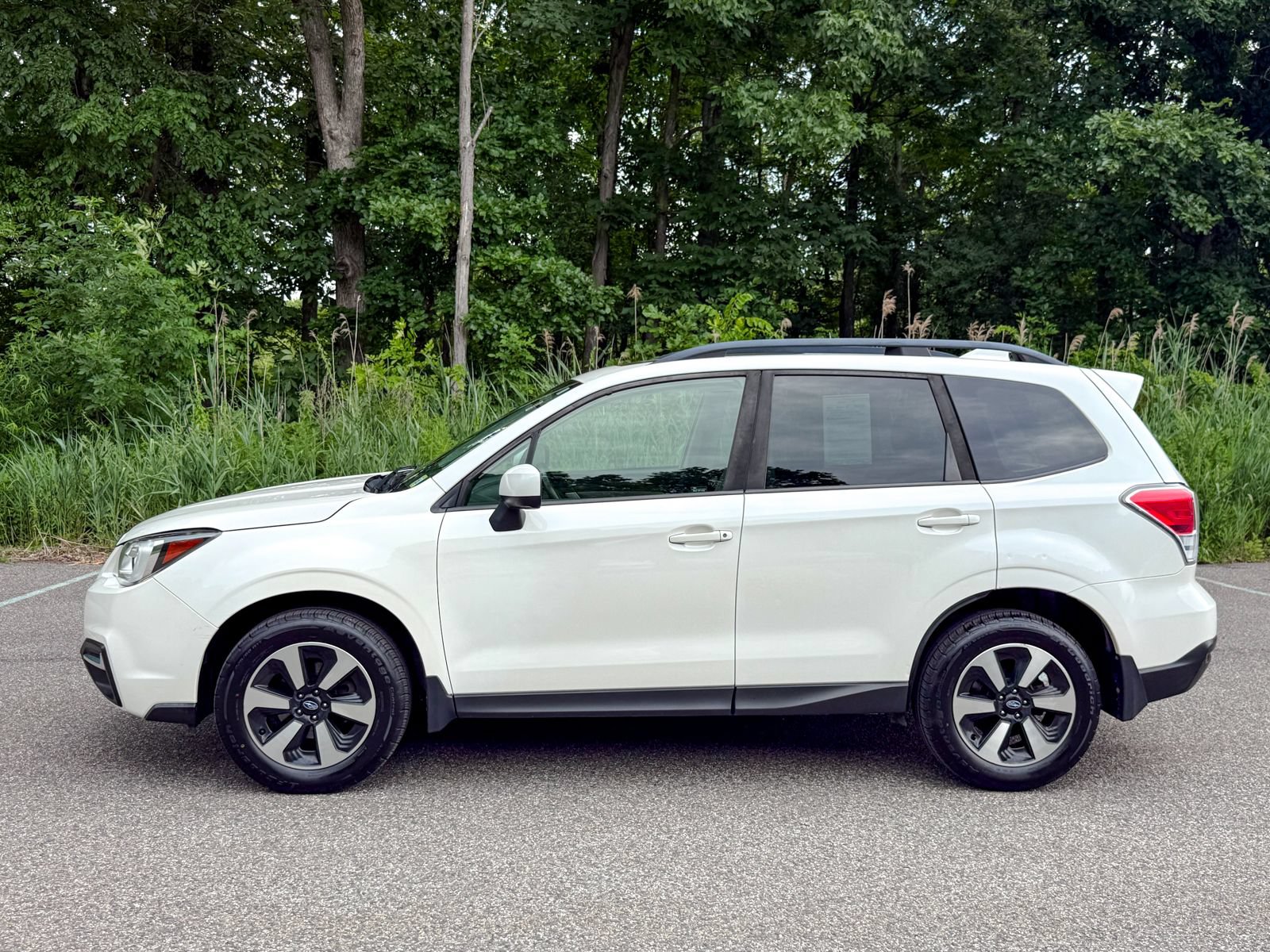 Used 2018 Subaru Forester 2.5i Premium AWD/4WD image 8