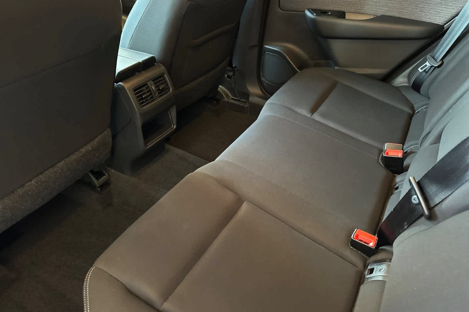 Used 2023 Nissan Rogue S FWD image 4