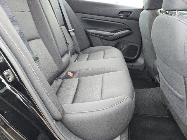 Used 2023 Nissan Altima 2.5 SV image 12