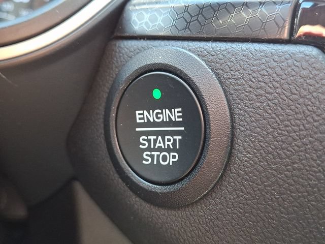 Certified 2022 Ford Escape SEL w/ SEL Stealth AWD Package image 23