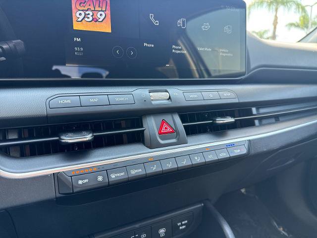 Used 2025 Kia K4 FWD image 16