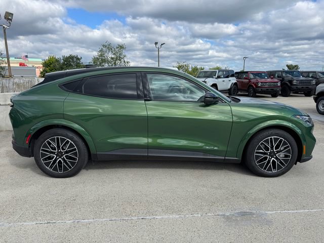 Certified 2025 Ford Mustang Mach-E Premium AWD/4WD image 7