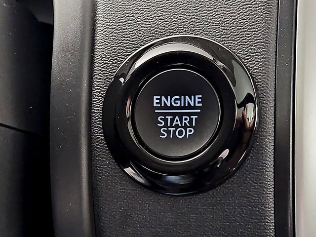 Certified 2025 Ford Expedition Active image 26