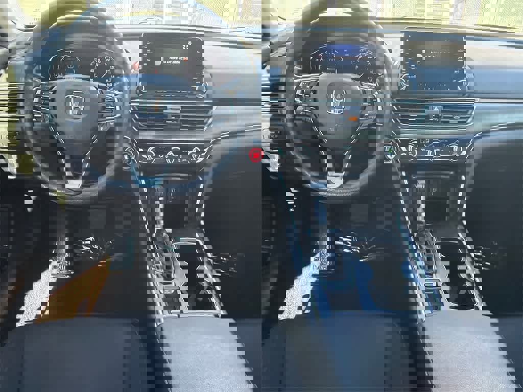 Used 2019 Honda Accord LX image 19