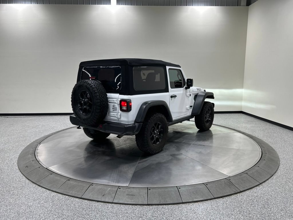 Used 2024 Jeep Wrangler Sport AWD/4WD image 7