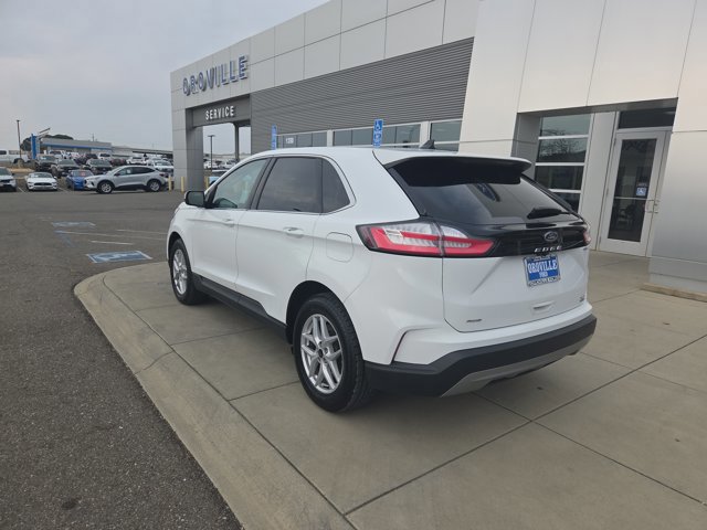 Certified 2024 Ford Edge SEL image 3