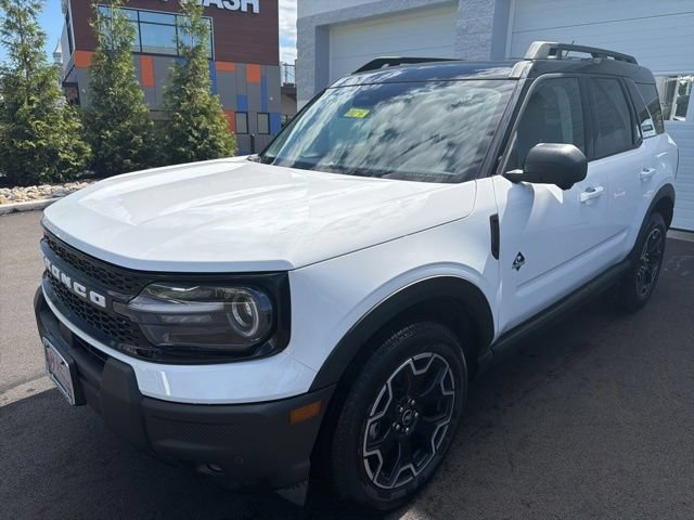 Certified 2025 Ford Bronco Sport Outer Banks w/ Outer Banks Tech Package+ AWD/4WD image 2