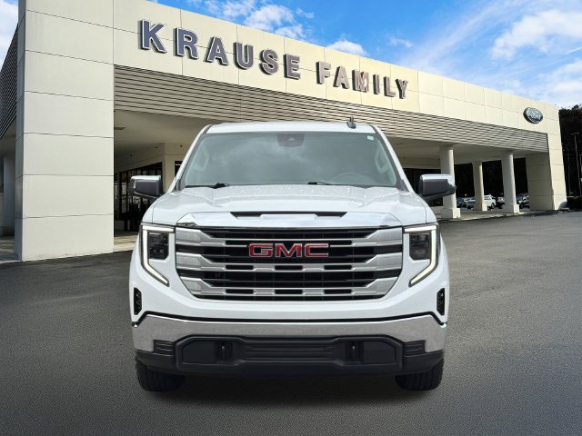 Used 2024 GMC Sierra 1500 SLE w/ X31 Off-Road Package AWD/4WD image 2