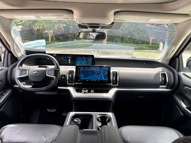 Certified 2025 Ford Expedition Max Platinum AWD/4WD image 7