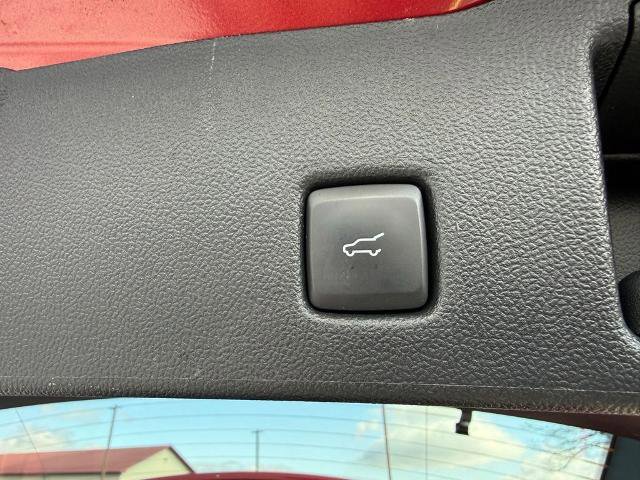 Certified 2022 Ford Escape SE w/ SE Sport Appearance Package image 29