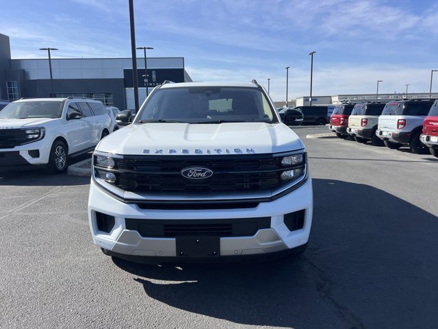 Certified 2025 Ford Expedition Platinum w/ Driver's Package image 6