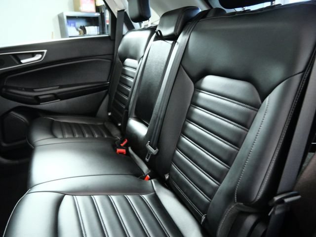 Certified 2024 Ford Edge SEL w/ Convenience Package AWD/4WD image 12