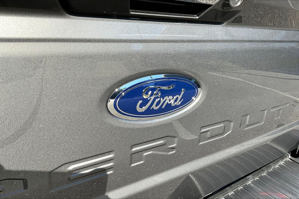 Certified 2024 Ford F250 Lariat w/ Chrome Package AWD/4WD image 27