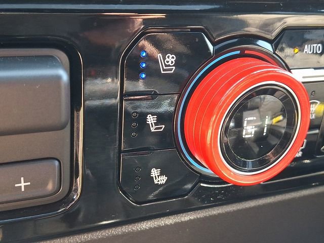 Used 2022 Chevrolet Silverado 1500 ZR2 w/ Technology Package image 23