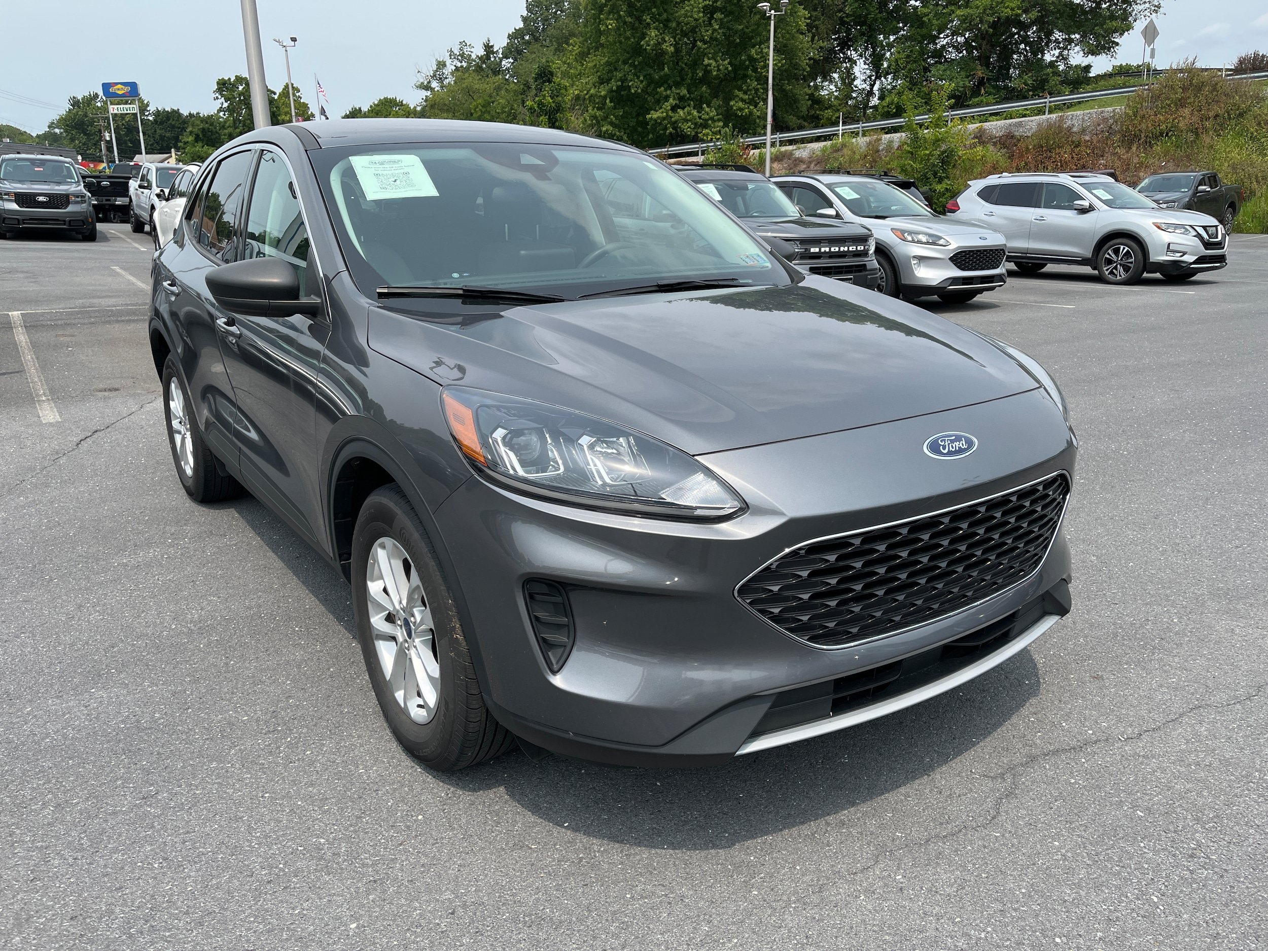 Certified 2022 Ford Escape SE AWD/4WD image 4